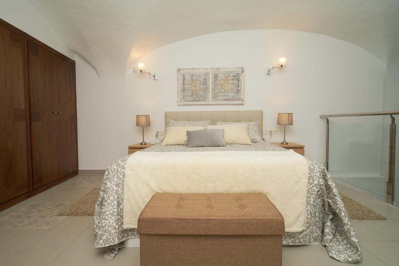 Apartamento Turistico Centro Monumental -- กาเซเรส ภายนอก รูปภาพ